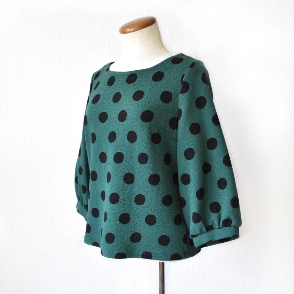 Anthropologie {Maeve} Green and Black Dot Decatur Printed Top
